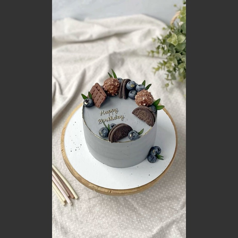 Lemon blueberry celebration cake in Kenya - Zesty fresh cake from Hussein Bakes Kitui