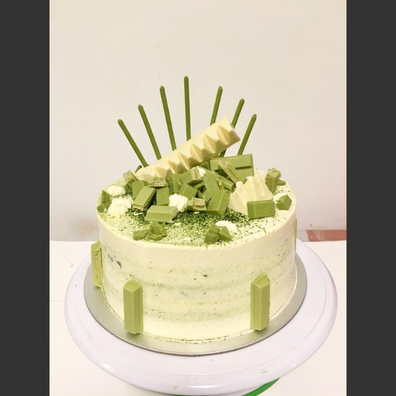 Matcha white chocolate cake trending in Kenya - Modern trending cake from Hussein Bakes